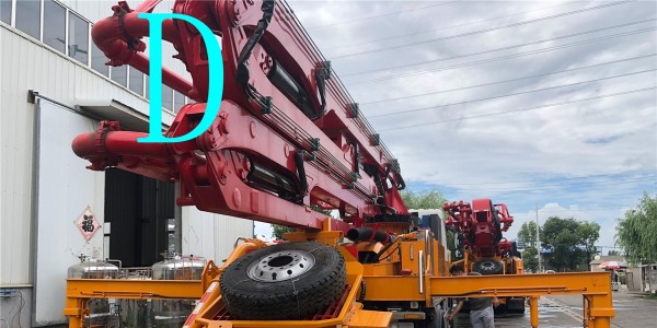 施工过程中，小型泵车以下几点禁止发生