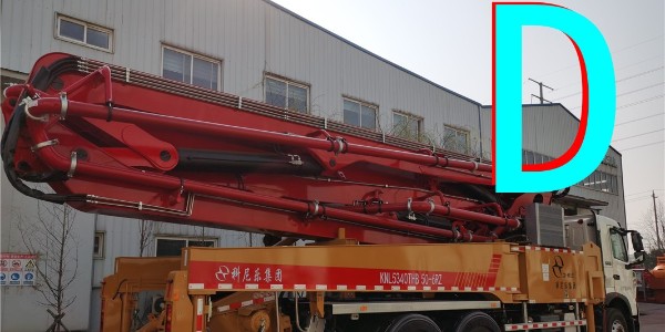 泵车作业后，不得用压缩空气冲洗布料杆配管