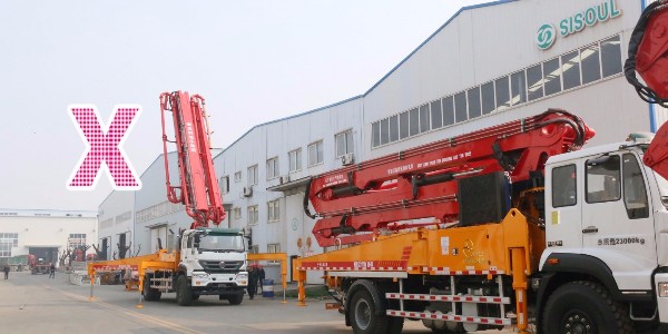 在小型泵车施工过程中，如何解决油缸突然失效的问题？