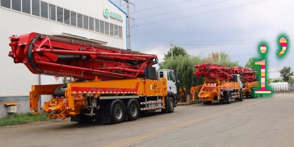 吊运或重心不稳造成泵车倾倒应如何预防？咨询泵车价格，就来科尼乐