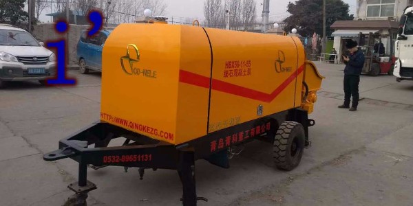 混凝土泵闭路旋钮是如何对搅拌速度进行监控与调节的？