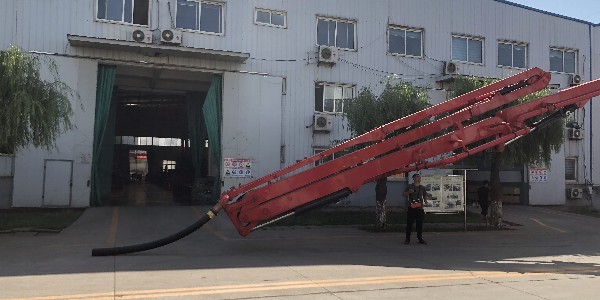 泵车由哪些零部件组成？