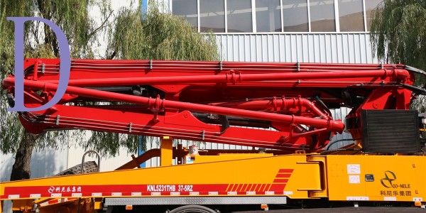 哪些不良操作会导致混凝土输送泵的堵塞？（二）