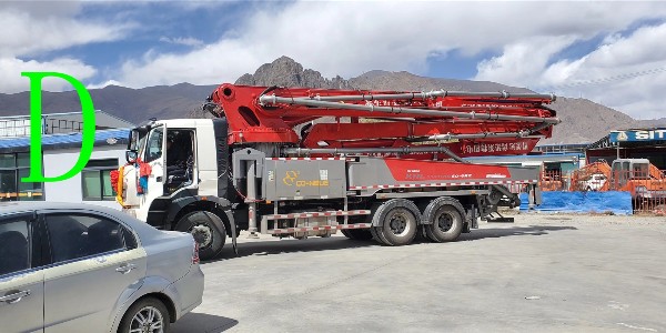 小型混凝土泵车应怎样保养更有利于延长使用寿命？