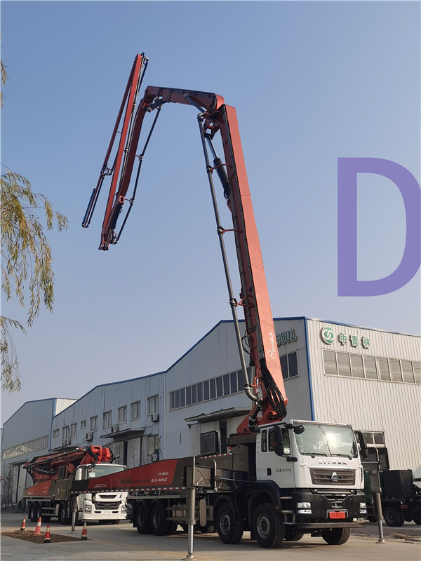 青岛混凝土泵车价格 (1)