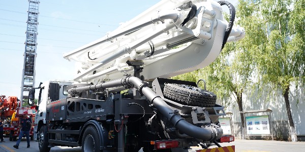 夏季温度高，泵车轮胎要注意哪些？