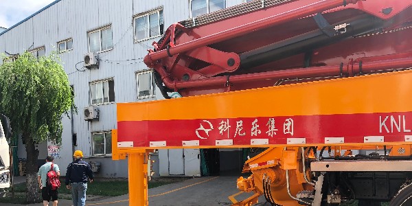 泵车在作业时注意哪些