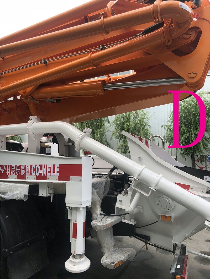 青岛小型混凝土泵车价格 (2)