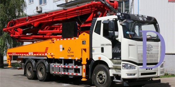 混凝土泵车在建筑工地上使用时，展现出哪些优势