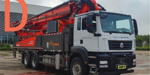 浇筑混凝土时对布料机进行跟踪