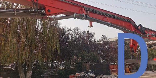 臂架展开后,在进行臂架水平快速旋转