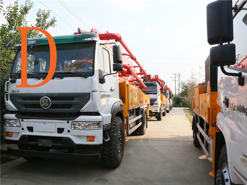 青岛混凝土泵车价格 (18)